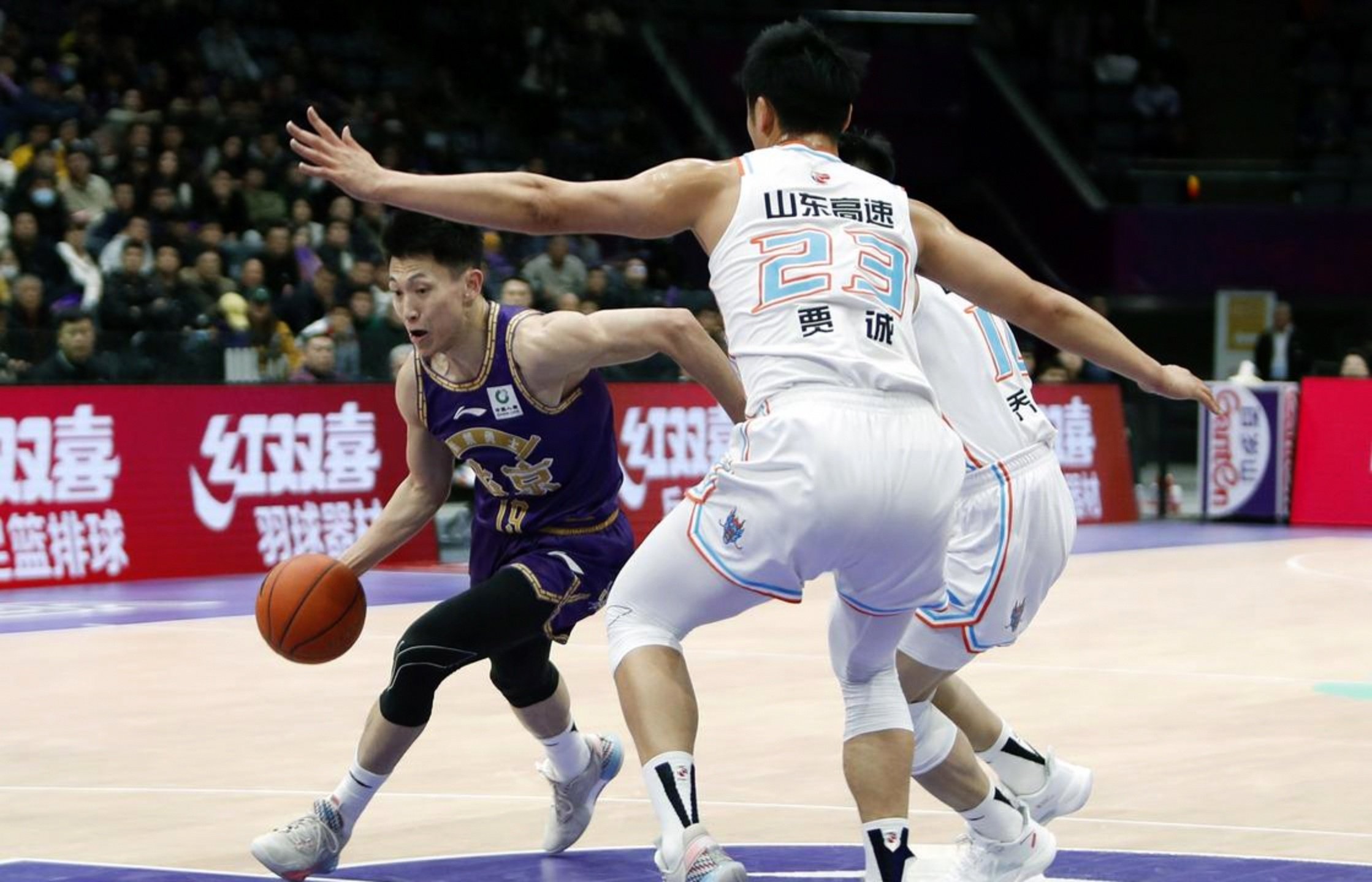 从山东男篮外线爆发备战欧冠到法兰克福防线松动备战国王杯，集结日拉齐奥主帅复盘