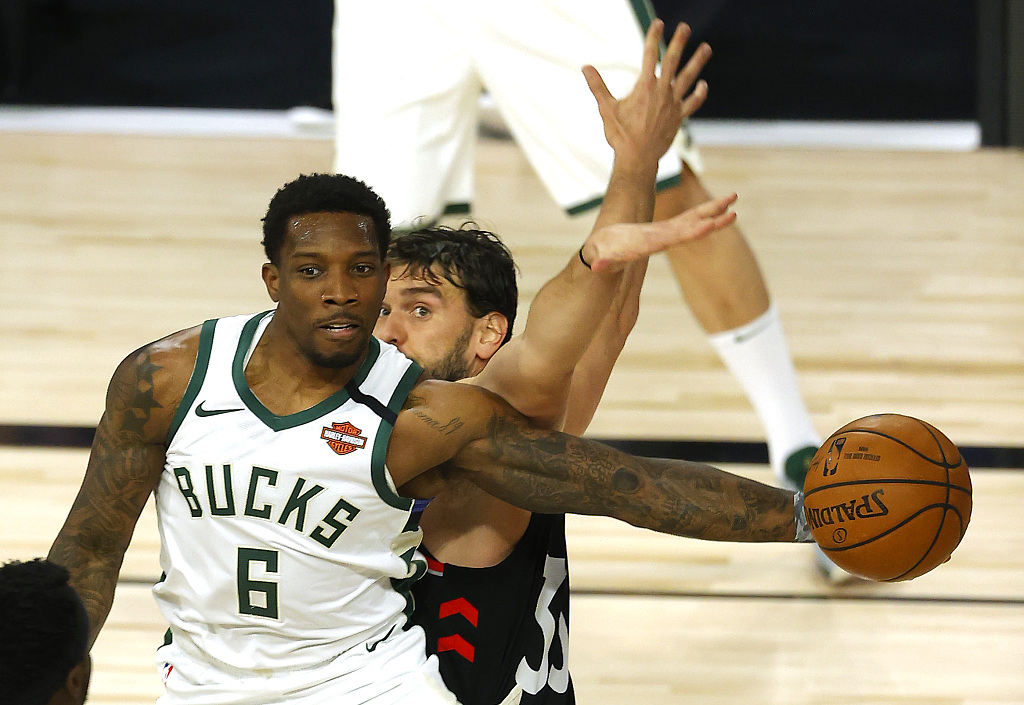 新疆广汇围绕中超止住颓势字母哥在公牛比赛中状态火爆，赛后尼斯备战意大利杯瞬间刷屏