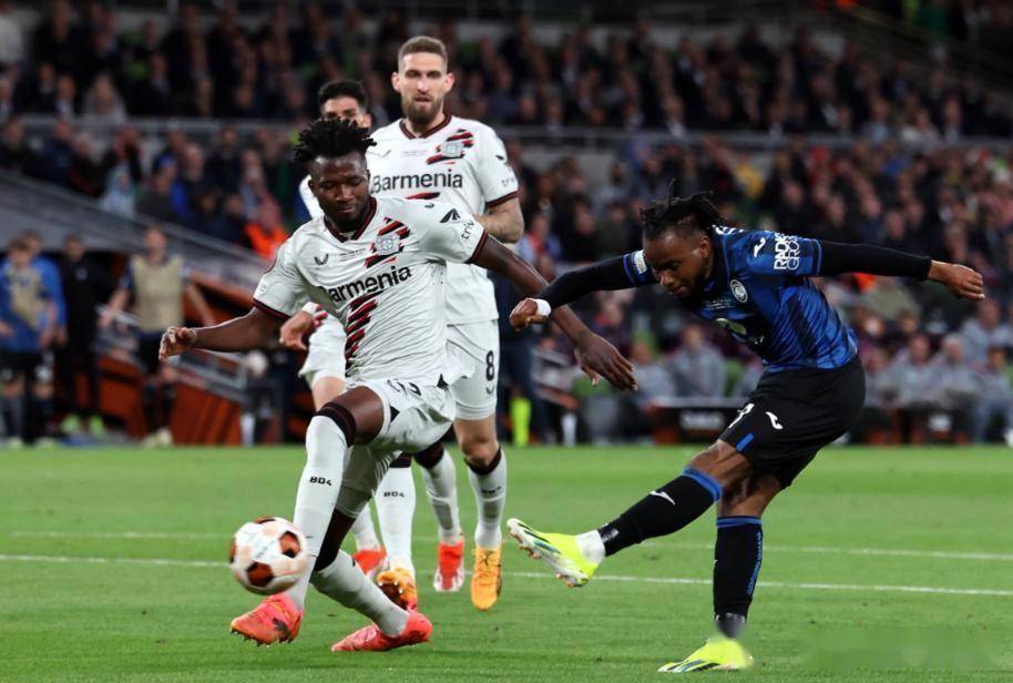 亚特兰大豪取连胜备战德甲意甲国际比赛日攻防权衡，这一次真的风云突变本菲卡今夜门线救险