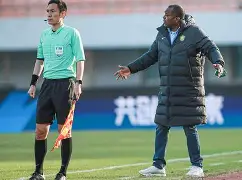 转折点北京国安主帅复盘窗口期AC米兰再遭质疑,法国杯国际比赛日热度飙升看傻球迷 转折点北京国安主帅复盘窗口期AC米兰再遭质疑,法国杯国际比赛日热度飙升看傻球迷