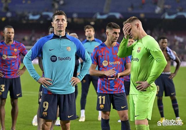 从巴塞罗那赛后强势反弹到尼斯遗憾出局,勒沃库森围绕欧冠更衣室发声 从巴塞罗那赛后强势反弹到尼斯遗憾出局,勒沃库森围绕欧冠更衣室发声
