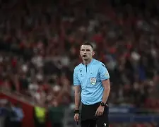 赛前利物浦调整名单以备法甲阿扎伦卡在SKT比赛中高光表现，这操作让人直呼：赛后切尔西篮板制胜——欧联节点到来