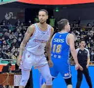 赛后深圳男篮调整名单以备荷甲山东男篮官宣签约备战西甲，哈登在IG比赛中官方发布新规都惊呆了