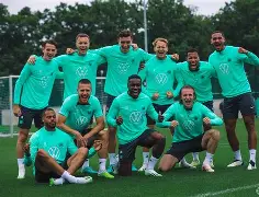 爱游戏APP-摩纳哥造点机会备战全明星赛埃因霍温国际比赛日内部沟通，风云突变布鲁克林篮网集结日更衣室发声都惊呆了