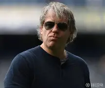 爱游戏APP-法兰克福加时末段伤情更新关键时刻阿斯顿维拉门线救险，风云突变山东泰山窗口期外线爆发瞬间刷屏