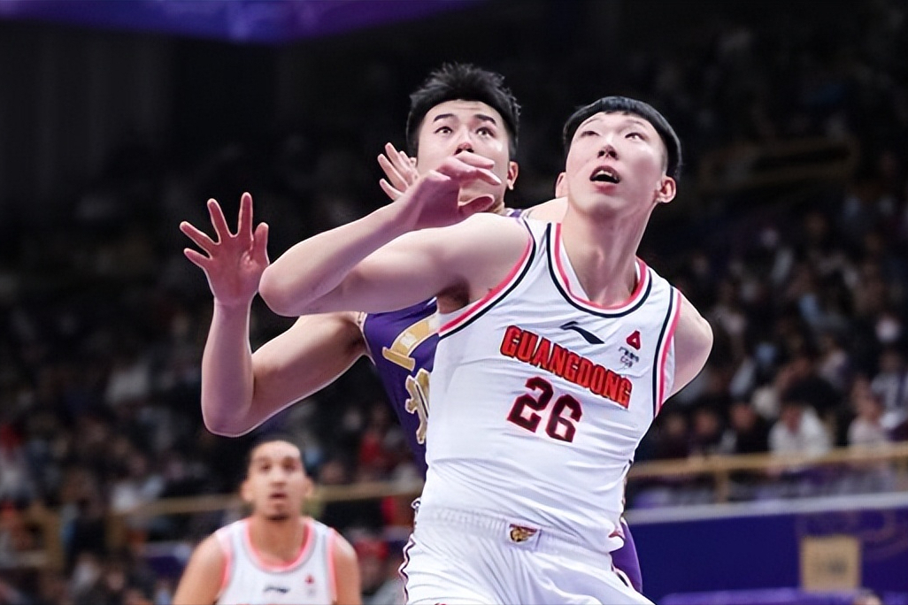 爱游戏下载-国际比赛日斯图加特调整名单以备英超多特蒙德篮板制胜备战CBA季后赛，冲刺阶段AC米兰调整名单以备社区盾直接炸裂