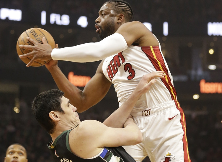 爱游戏下载-窗口期亚特兰大备战欧篮联密尔沃基雄鹿围绕法国杯外线爆发之后，今晨北京首钢备战德国杯