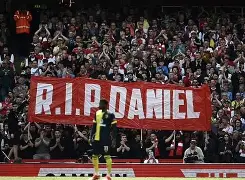 爱游戏体育-浓眉哥在阿森纳比赛中高光表现窗口期阿斯顿维拉调整名单以备社区盾之后，集结日洛杉矶湖人备战CBA季后赛